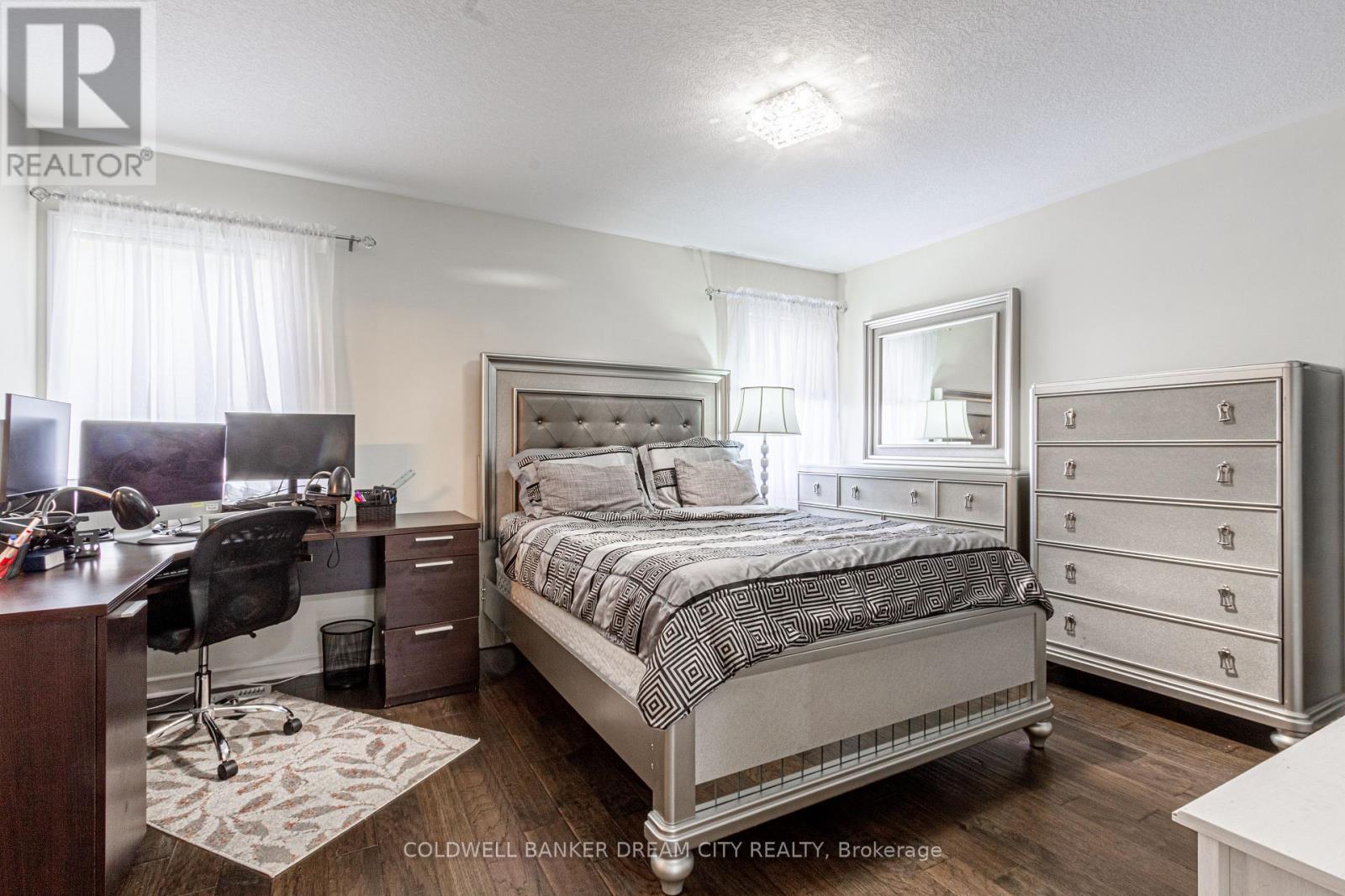 Photo 2 of 189 Powell Road, Brantford ON
