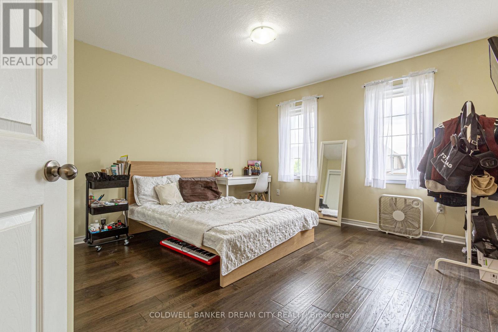 Photo 7 of 189 Powell Road, Brantford ON