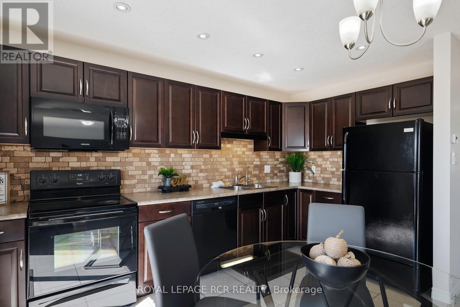 Photo 34 of 122 Taylor Drive, East Luther Grand Valley ON