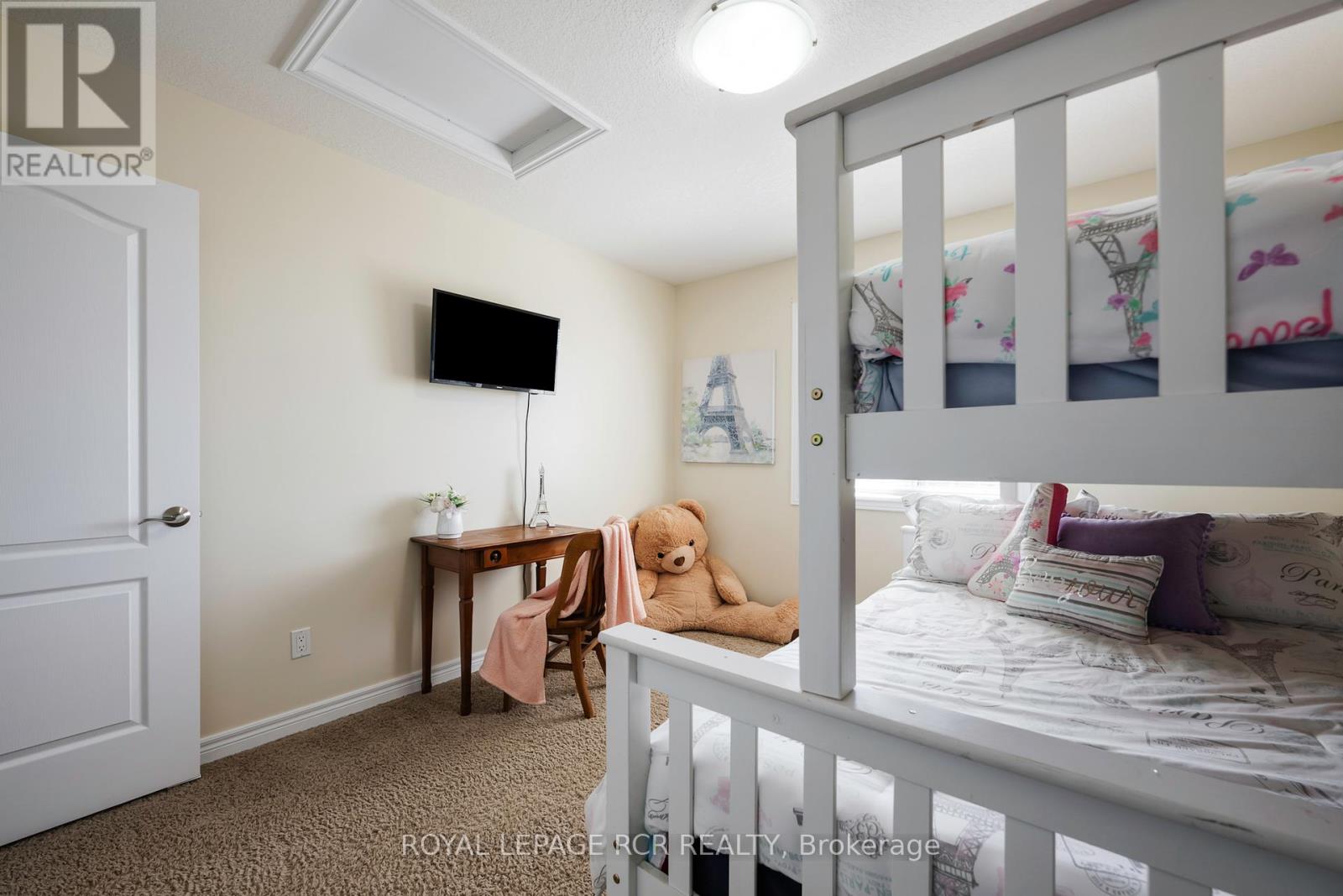 Photo 16 of 122 Taylor Drive, East Luther Grand Valley ON