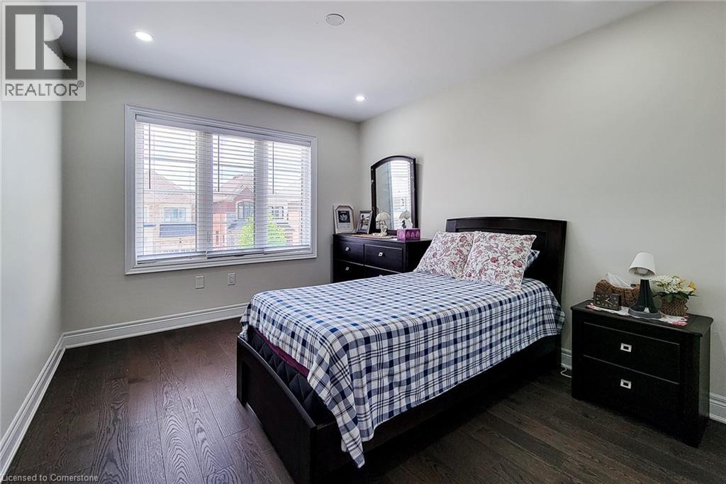 Photo 33 of 1155 Hamman Way, Milton ON