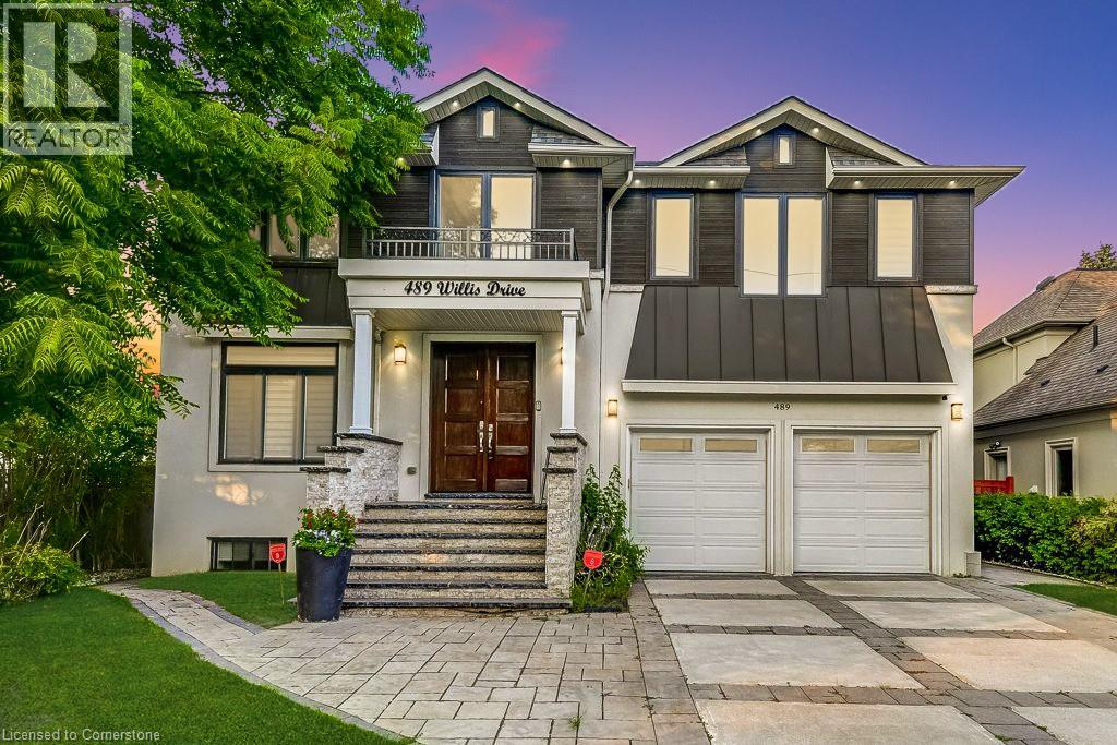 Photo 33 of 489 Willis Drive, Oakville ON