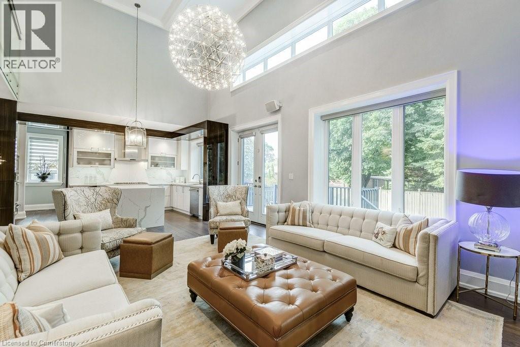 Photo 2 of 489 Willis Drive, Oakville ON
