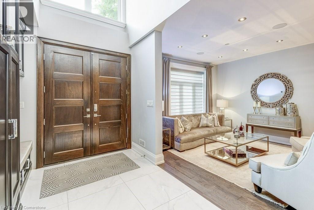 Photo 7 of 489 Willis Drive, Oakville ON