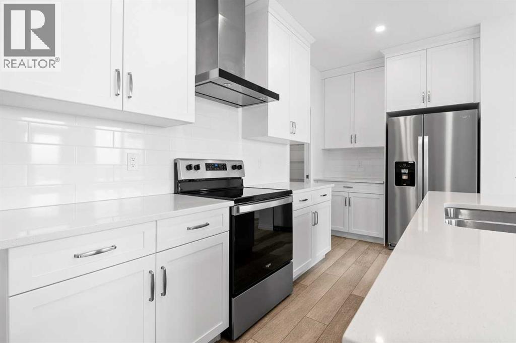 Photo 6 of 310 Montrose Crescent Se, High River AB