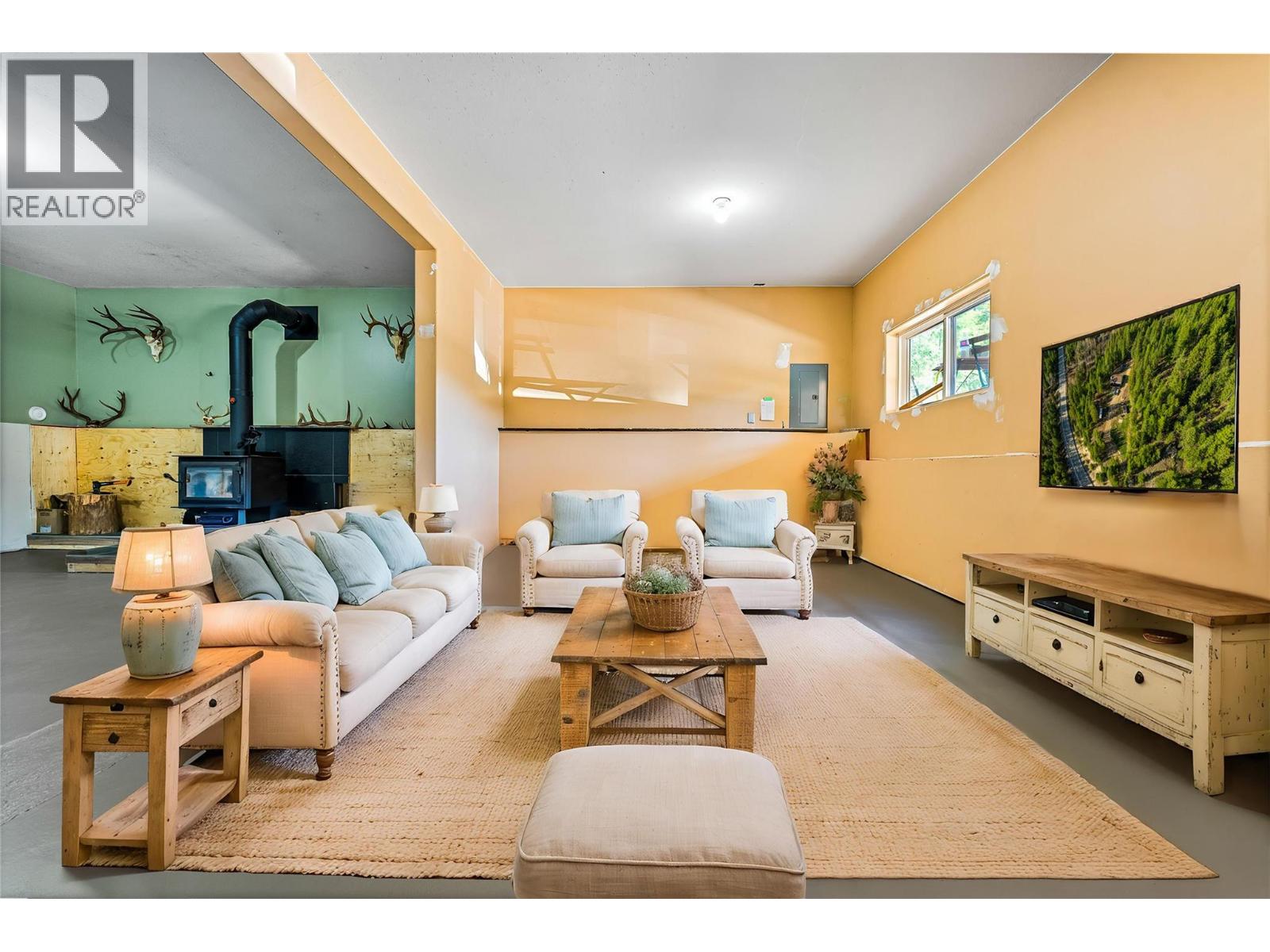 4350 33 HIGHWAY - 32