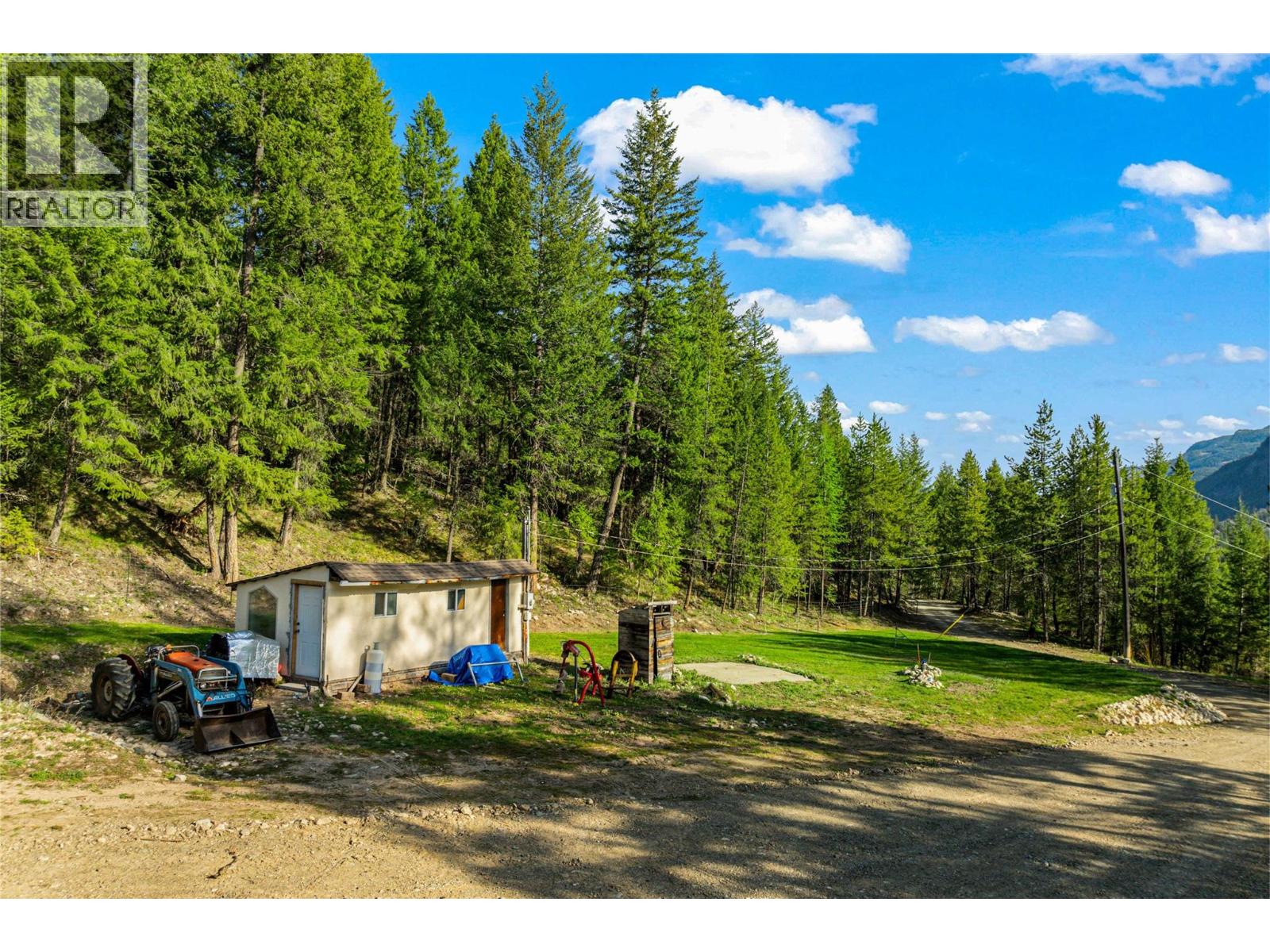 4350 33 HIGHWAY - 50