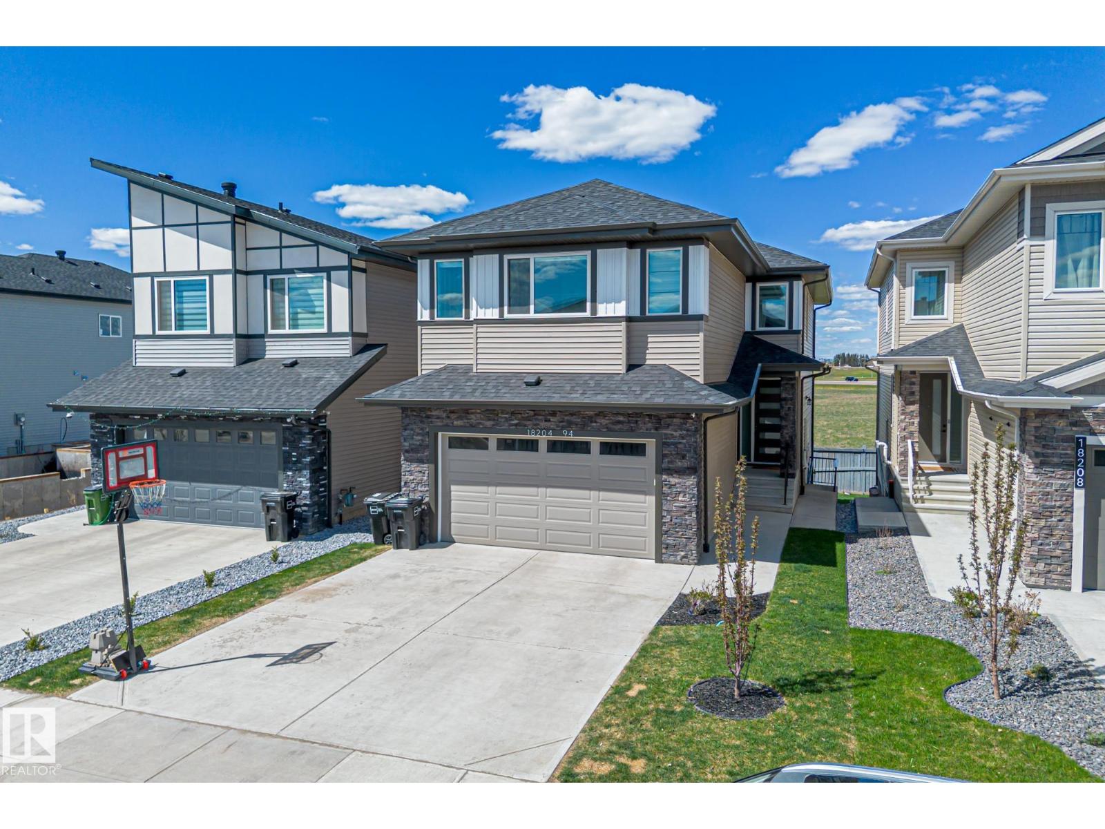 Photo 54 of 18204 94 St Nw, Edmonton AB