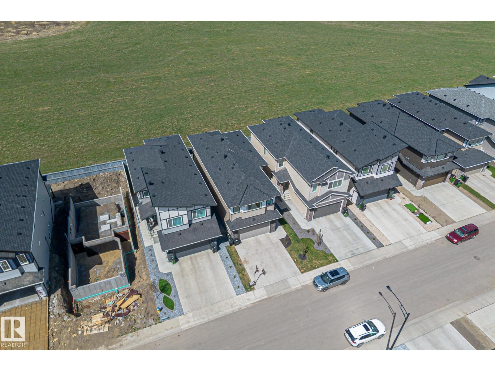 Photo 37 of 18204 94 St Nw, Edmonton AB