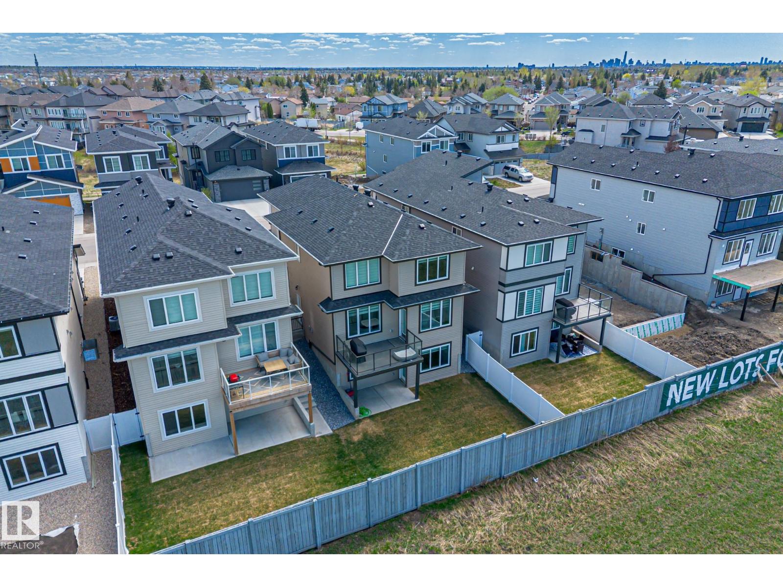 Photo 39 of 18204 94 St Nw, Edmonton AB