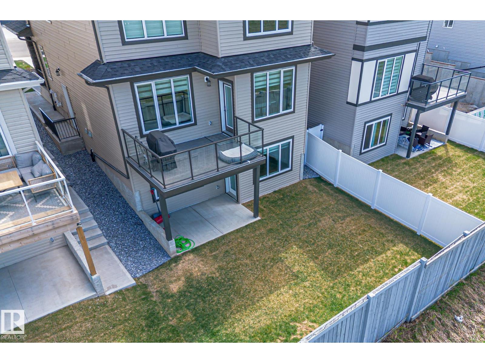 Photo 17 of 18204 94 St Nw, Edmonton AB