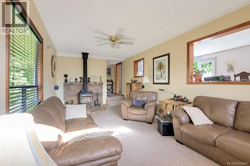 Photo 24 of 1015 Cowerd Rd, Cobble Hill BC
