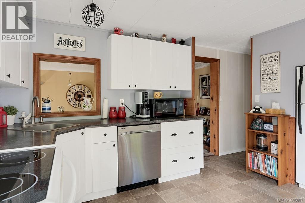 Photo 30 of 1015 Cowerd Rd, Cobble Hill BC