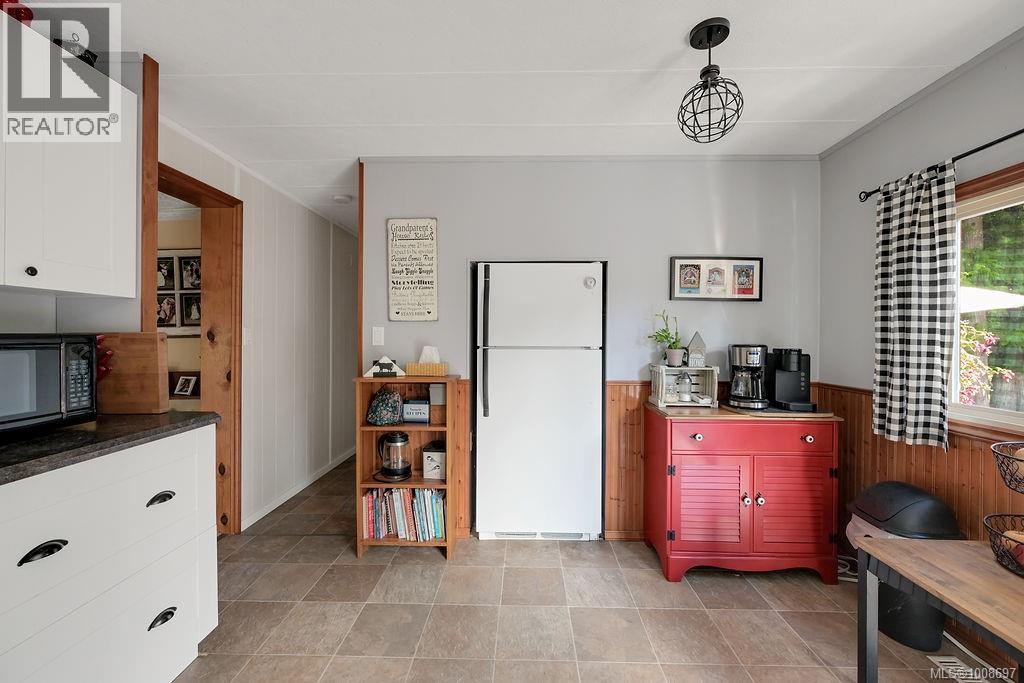 Photo 29 of 1015 Cowerd Rd, Cobble Hill BC