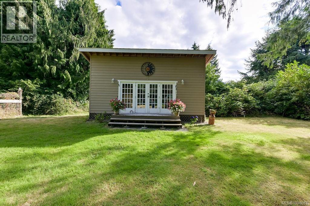 Photo 35 of 1015 Cowerd Rd, Cobble Hill BC