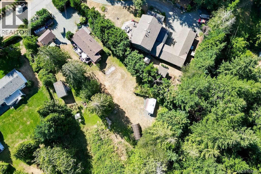 Photo 28 of 1015 Cowerd Rd, Cobble Hill BC