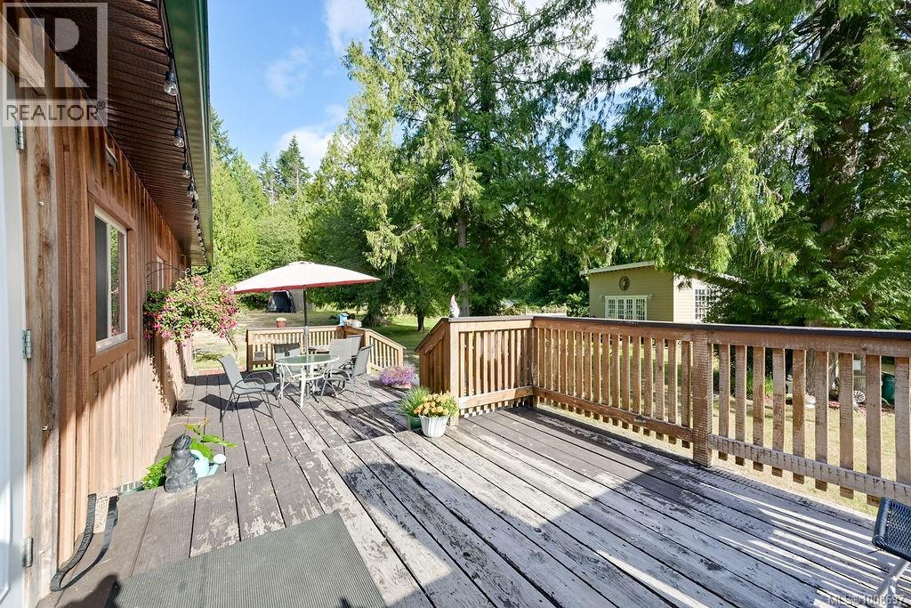 Photo 14 of 1015 Cowerd Rd, Cobble Hill BC