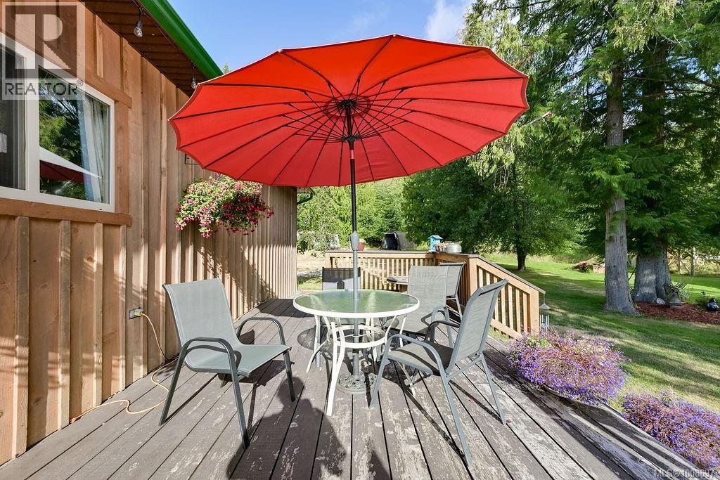 Photo 23 of 1015 Cowerd Rd, Cobble Hill BC