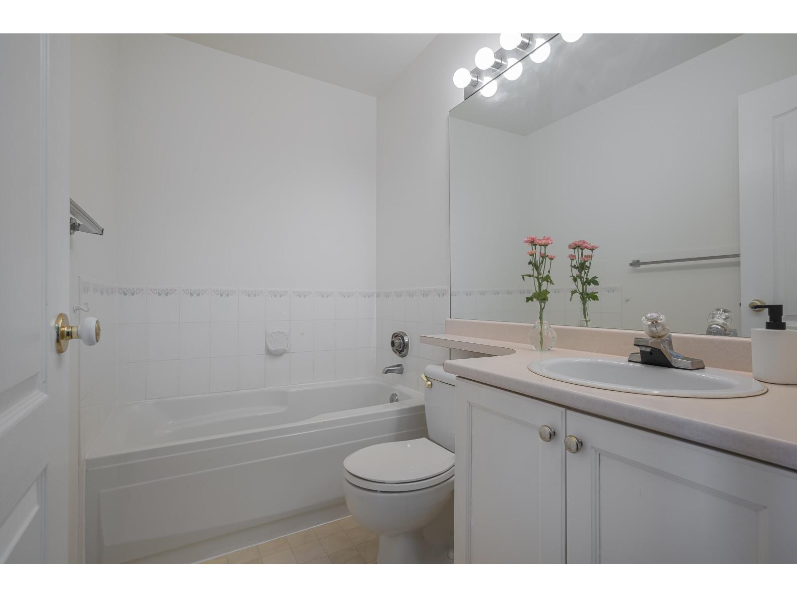 Photo 21 of 82 8716 Walnut Grove Drive, Langley BC
