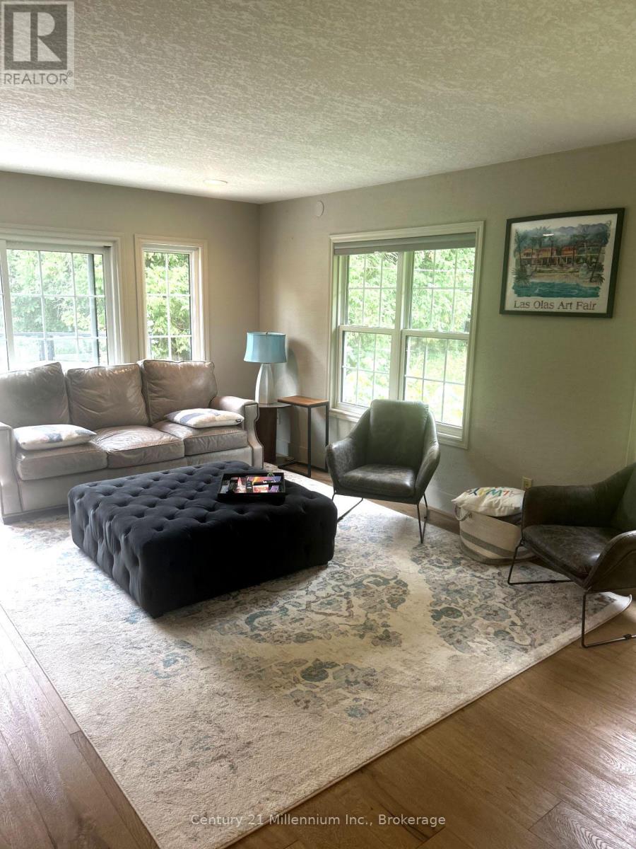 Photo 22 of 640 Mountain Road, Collingwood ON