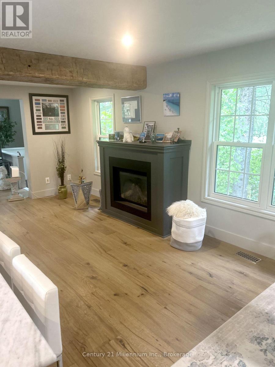 Photo 27 of 640 Mountain Road, Collingwood ON