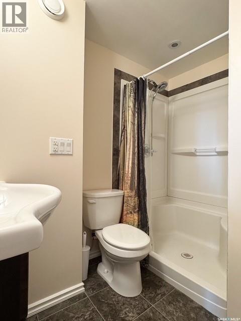 Single Family House Bungalow for Sale in  Bell STREET Swift Current 