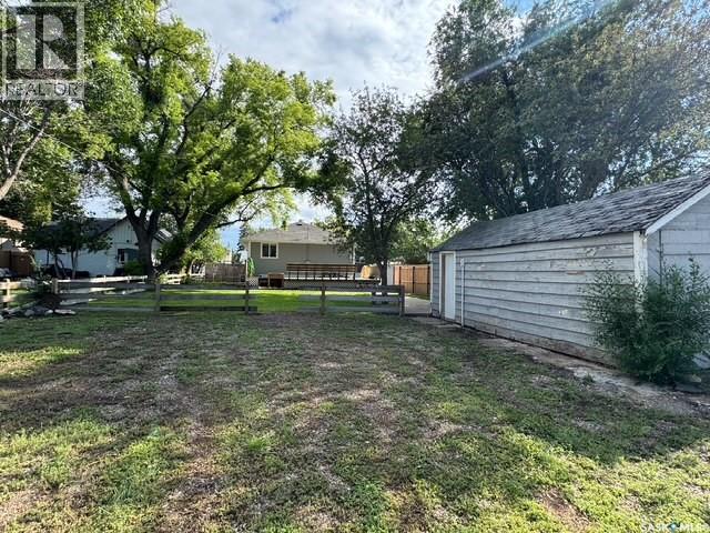 Single Family House Bungalow for Sale in  Bell STREET Swift Current 