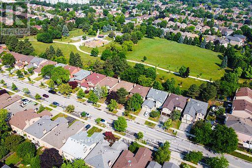Photo 1 of 646 York Hill Boulevard, Vaughan ON