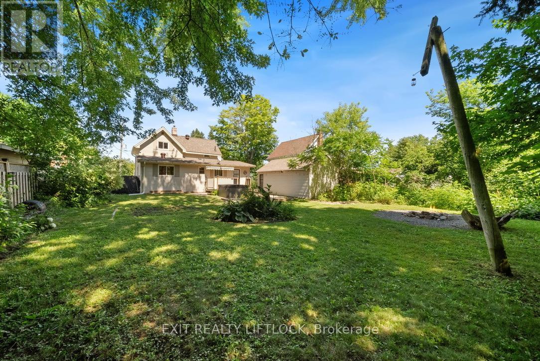 Photo 27 of 236 Hiram Street, Bracebridge ON