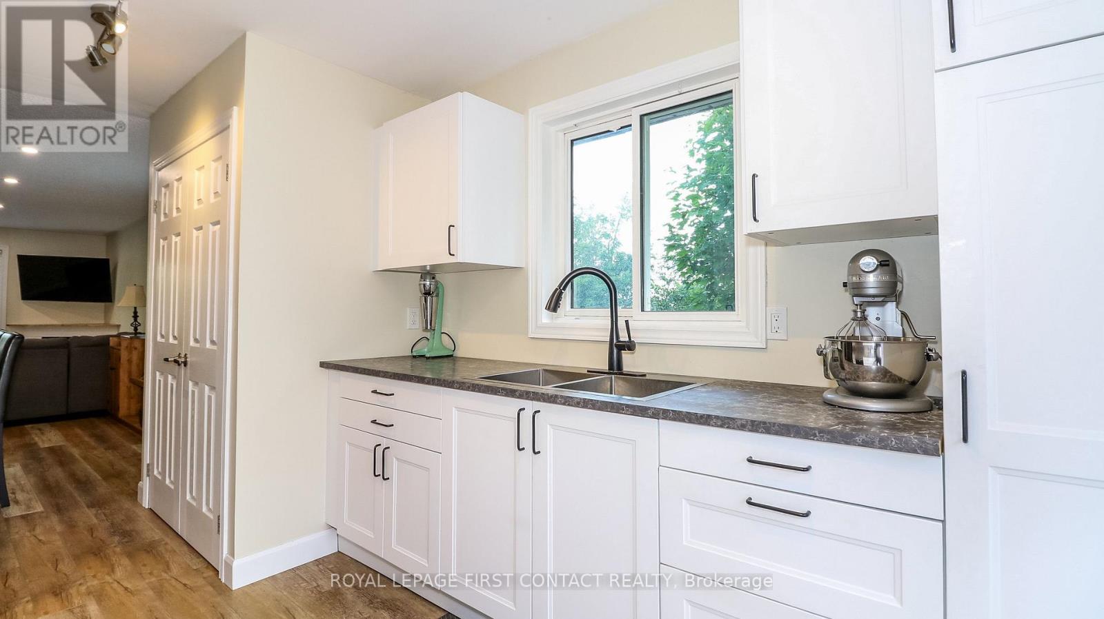 Photo 15 of 1 Mariposa Drive, Orillia ON