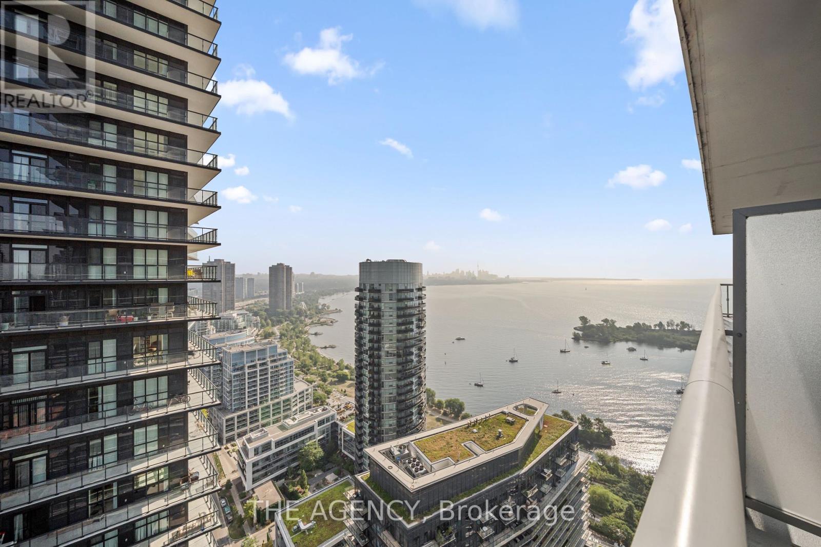 Photo 27 of 3309 56 Annie Craig Drive, Toronto ON
