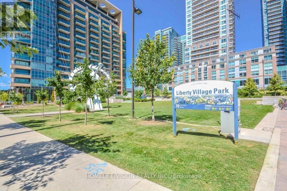 Photo 16 of 1009 50 Lynn Williams Street, Toronto ON