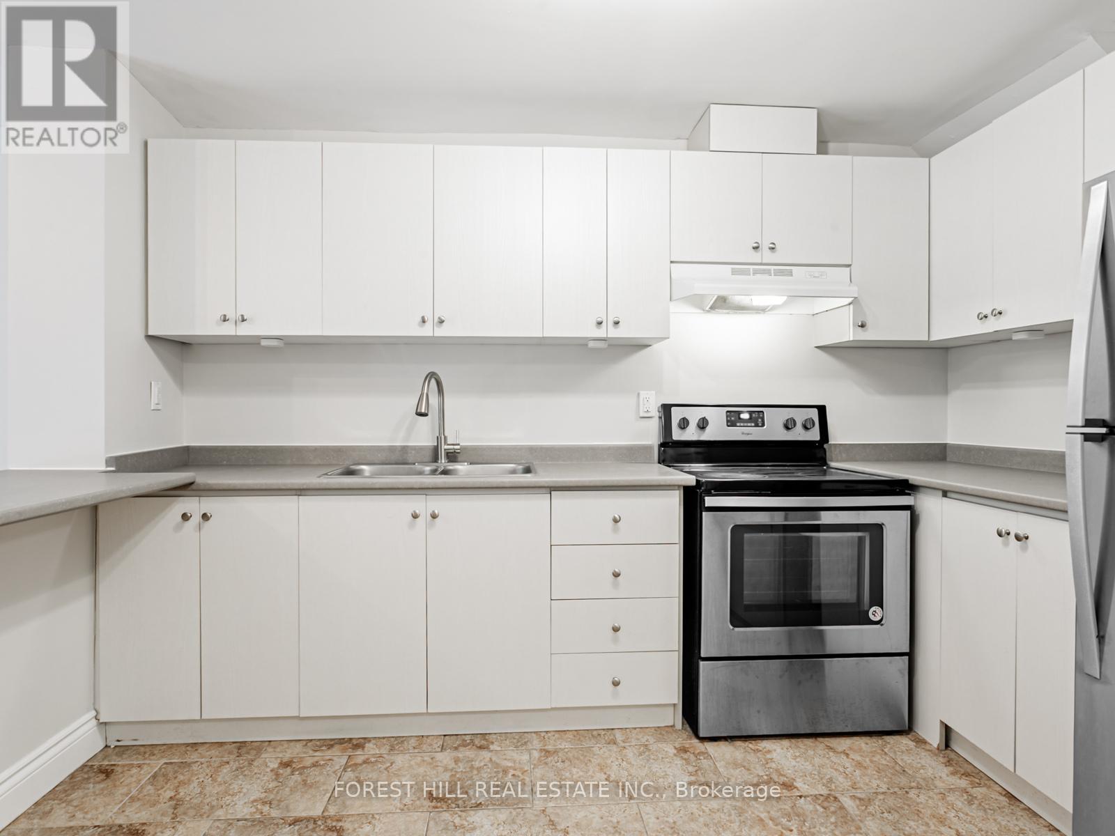 Photo 8 of 2631 B 2633 Yonge Street, Toronto ON