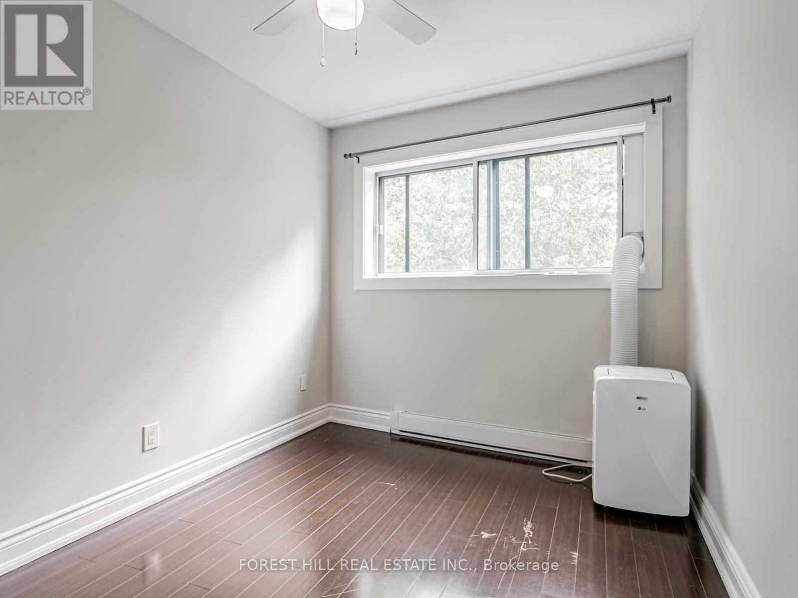 Photo 12 of 2631 B 2633 Yonge Street, Toronto ON