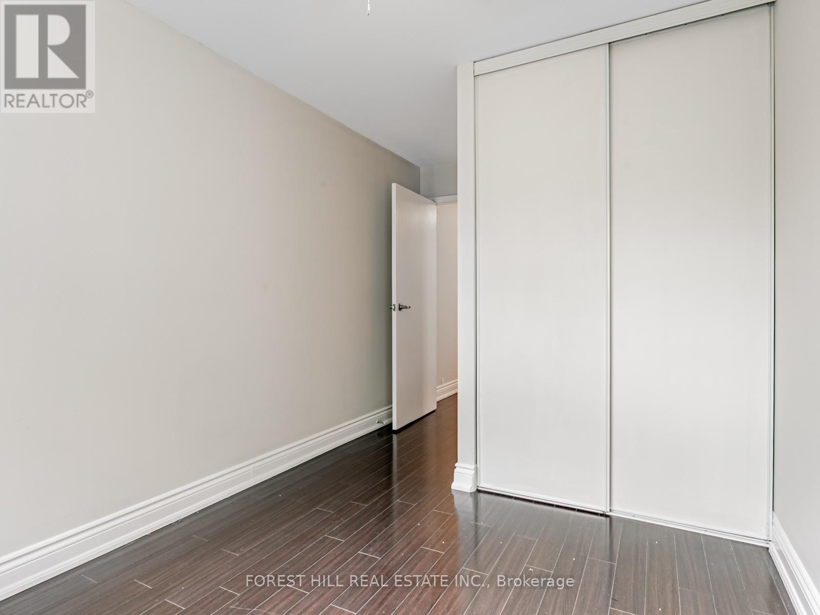 Photo 14 of 2631 B 2633 Yonge Street, Toronto ON