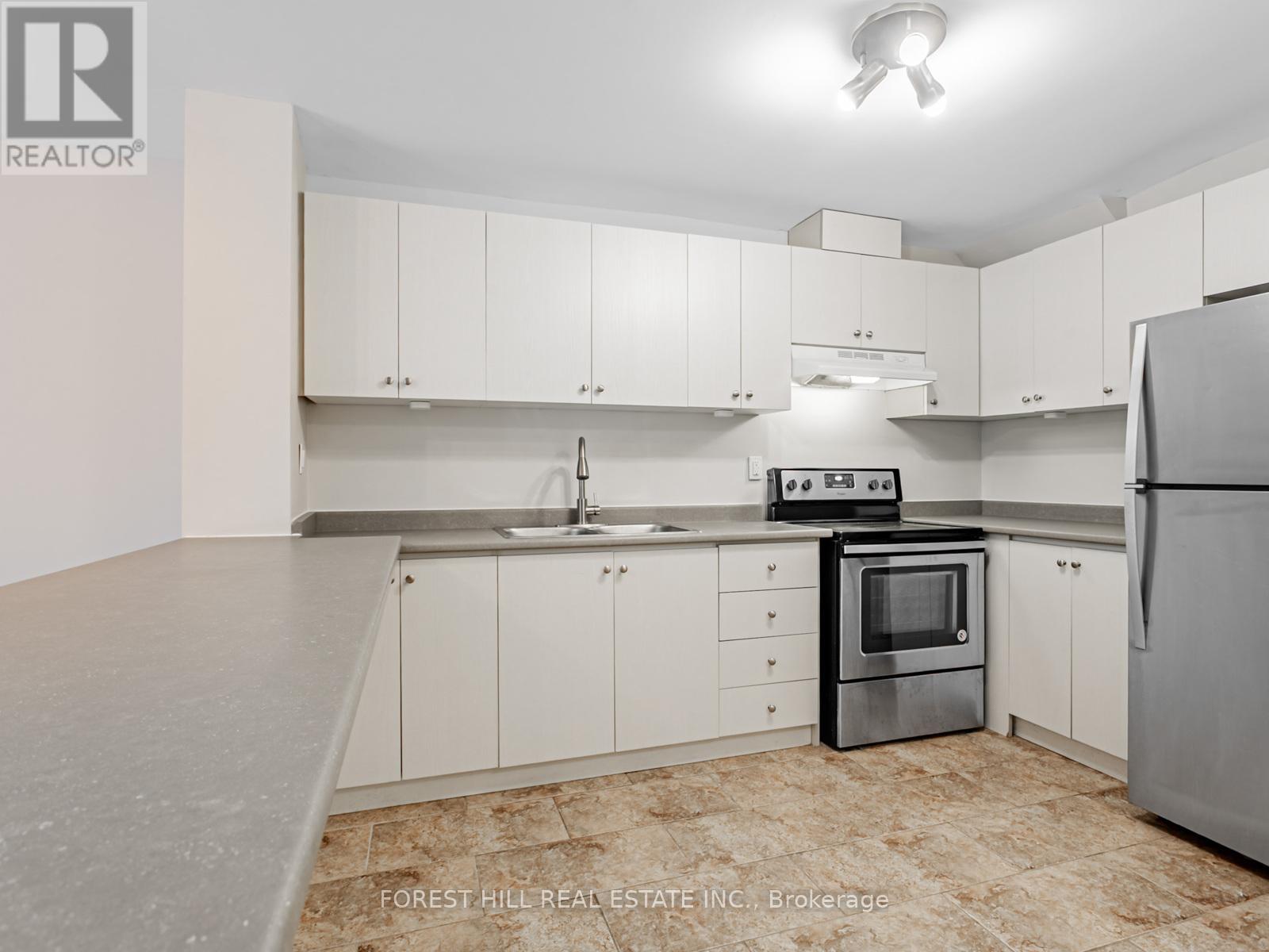 Photo 25 of 2631 B 2633 Yonge Street, Toronto ON