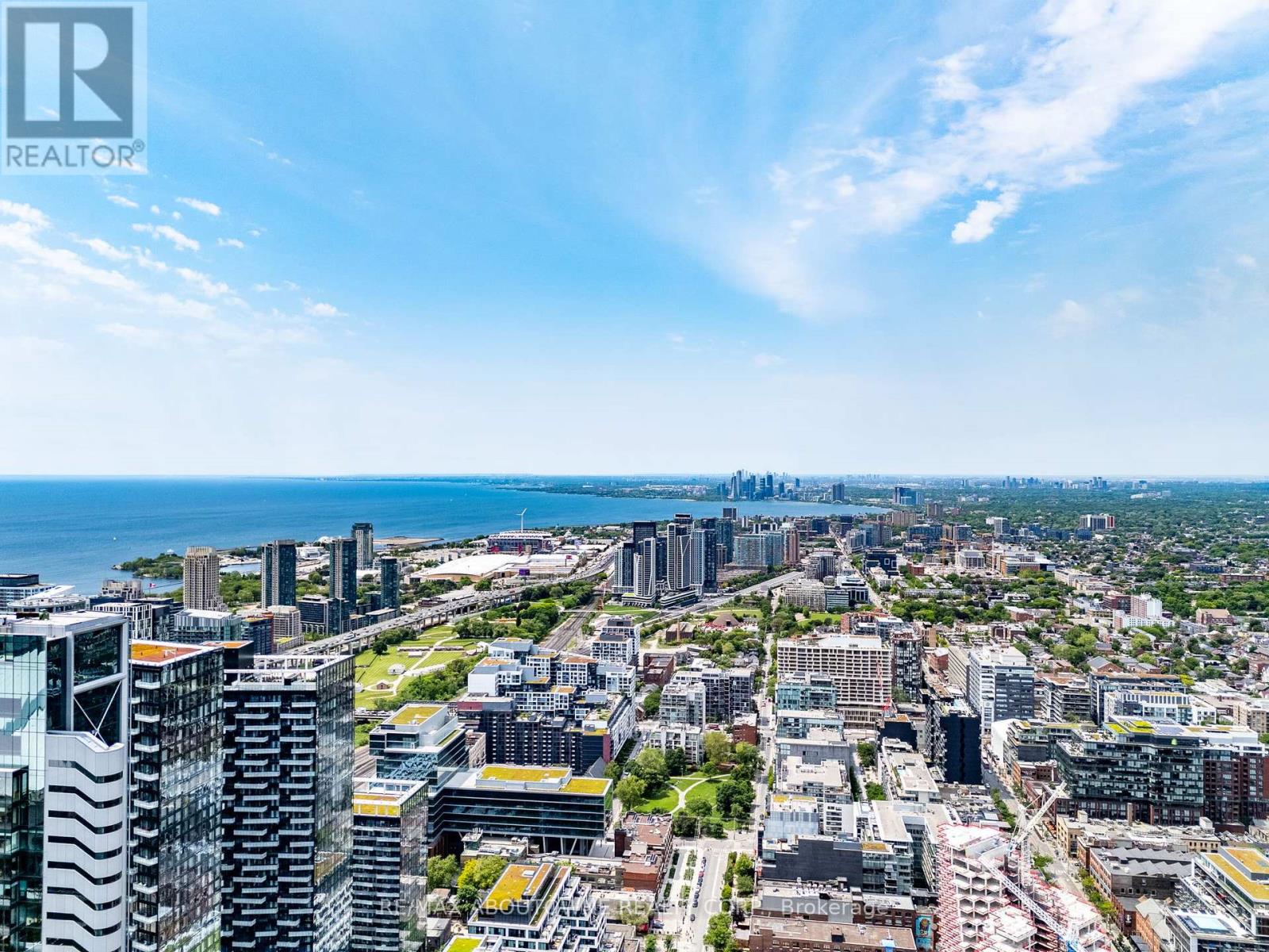 Photo 34 of 915 115 Blue Jays Way, Toronto ON