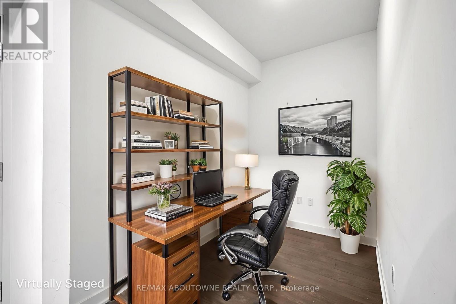 Photo 32 of 915 115 Blue Jays Way, Toronto ON