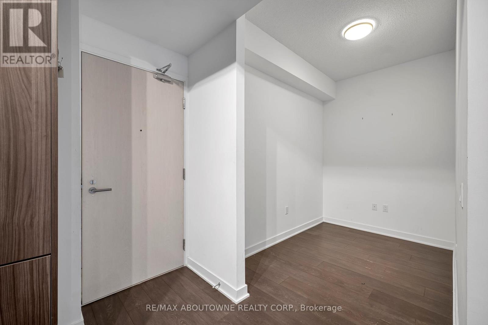 Photo 18 of 915 115 Blue Jays Way, Toronto ON