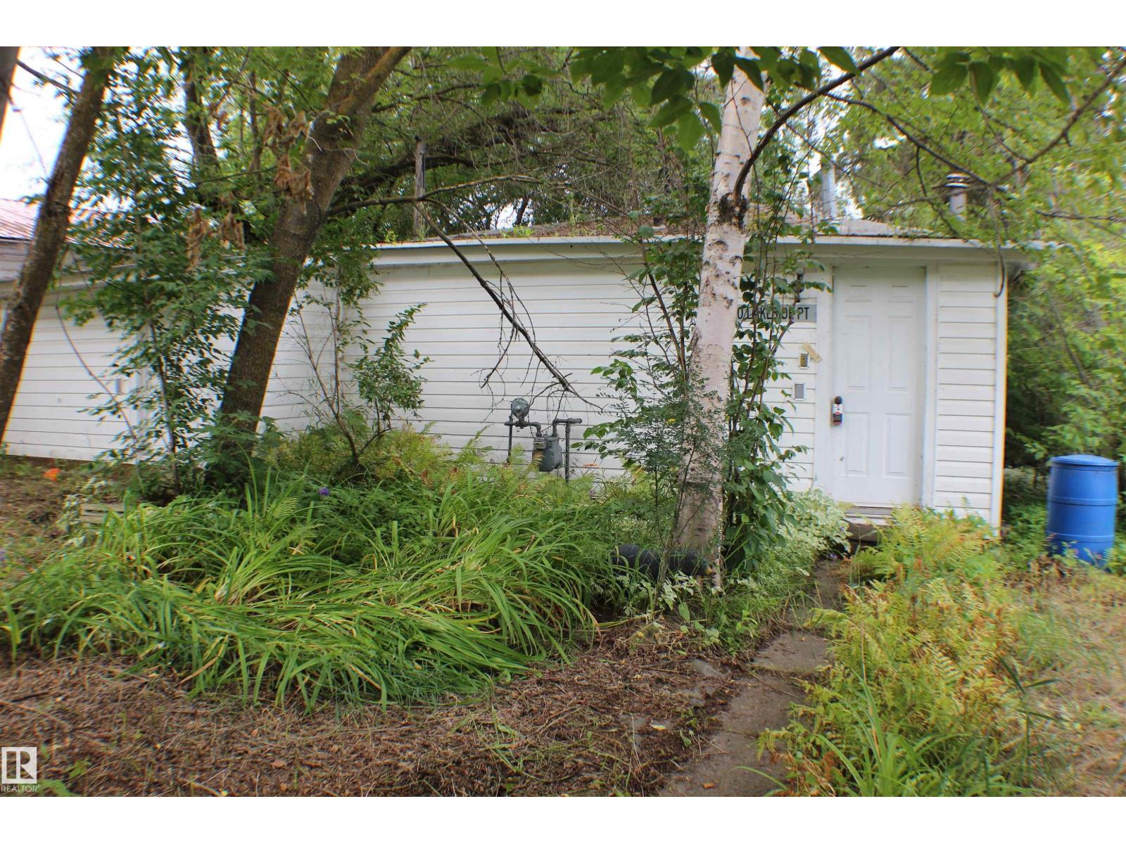 620 Lakeside PT, Rural Parkland County