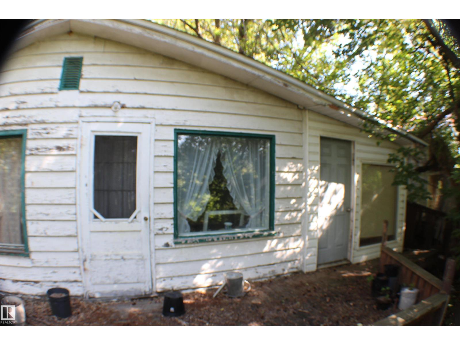 620 Lakeside PT, Rural Parkland County