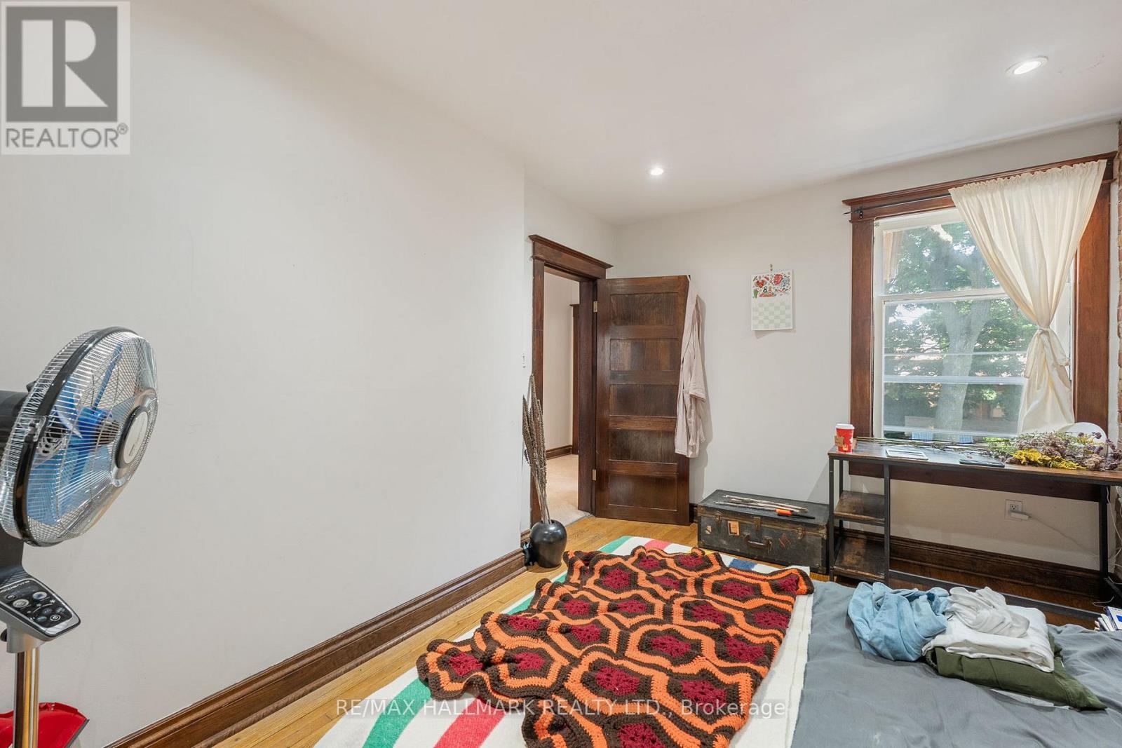 Photo 34 of 76 Browning Avenue, Toronto ON