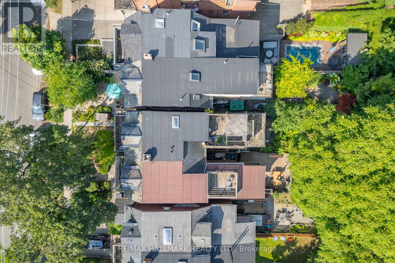 Photo 4 of 76 Browning Avenue, Toronto ON