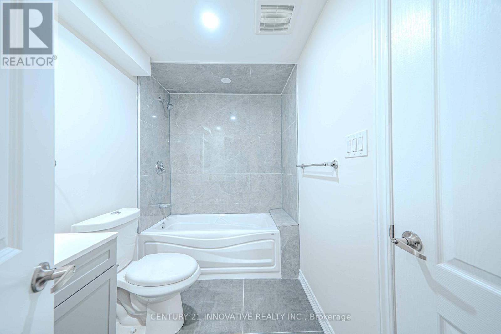 Photo 2 of Bsmt 1894 Woodview Avenue, Pickering ON