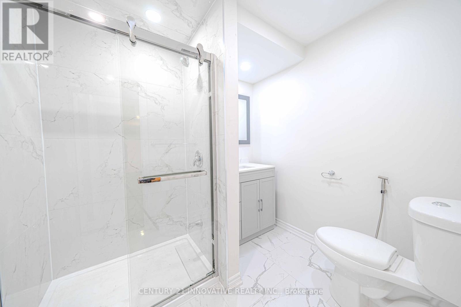 Photo 6 of Bsmt 1894 Woodview Avenue, Pickering ON