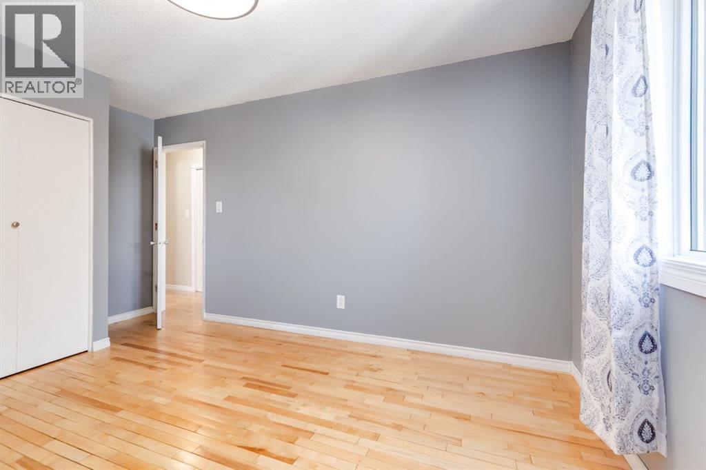 Single Family House for Sale in   Street SE Ogden Calgary 