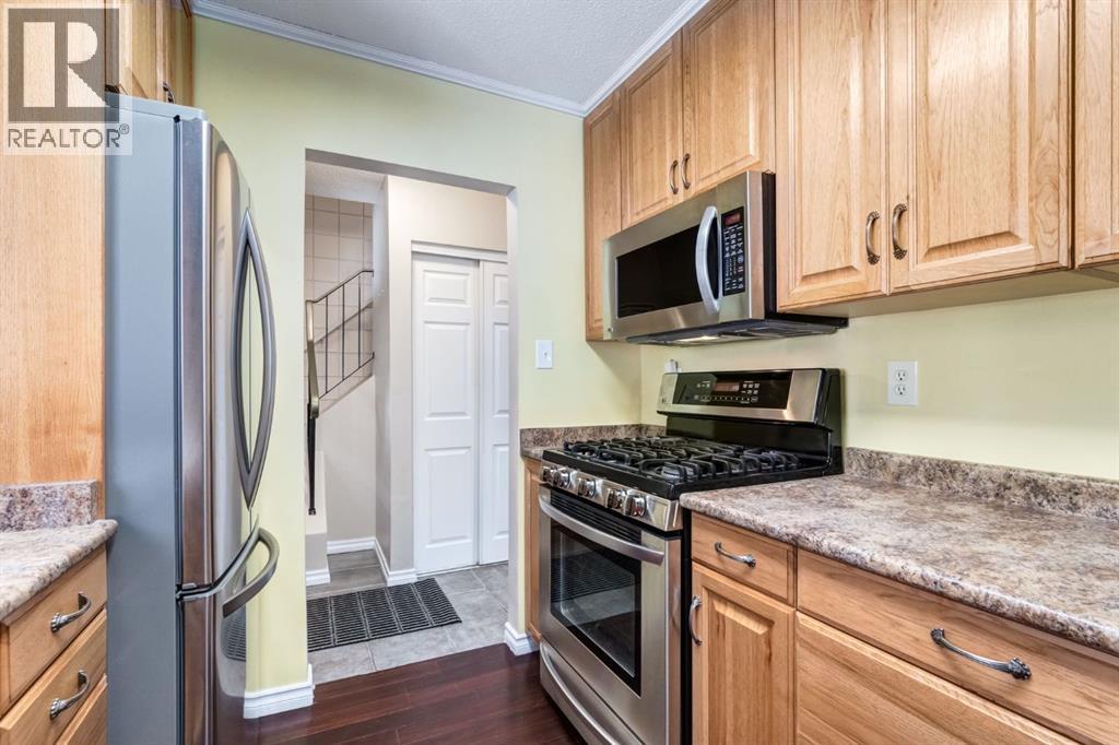 Single Family House for Sale in   Street SE Ogden Calgary 