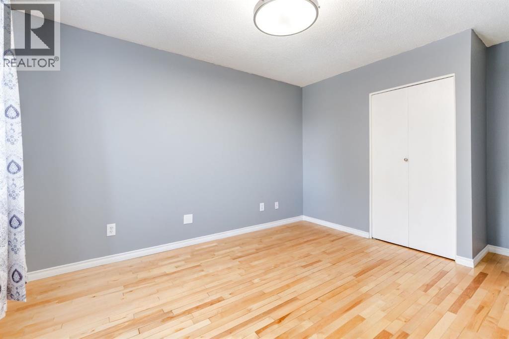 Single Family House for Sale in   Street SE Ogden Calgary 