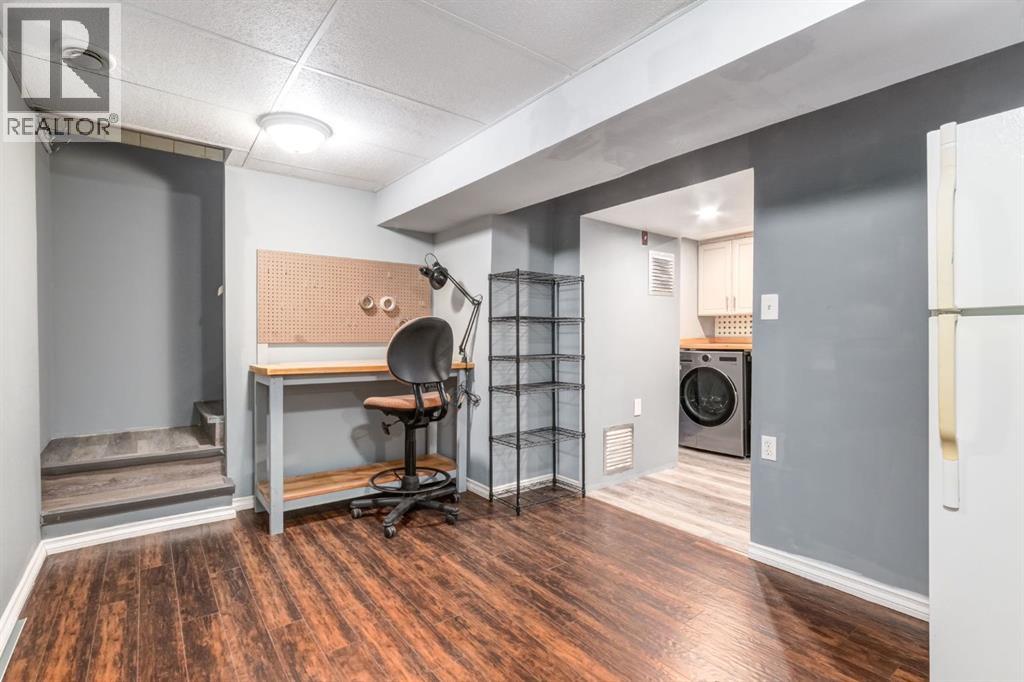 Single Family House for Sale in   Street SE Ogden Calgary 