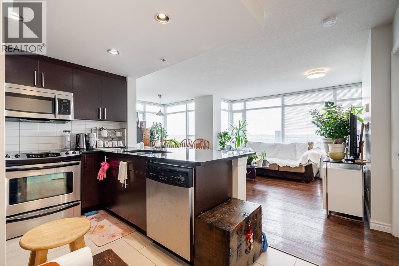 Photo 18 of 1901 555 Delestre Avenue, Coquitlam BC